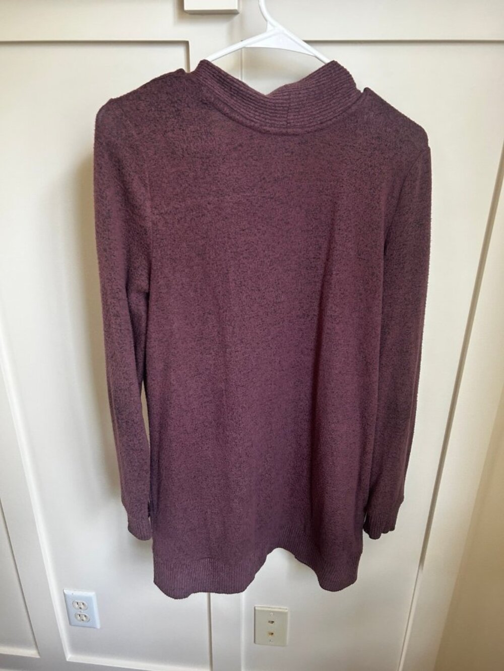 Cardigan - Picture 3 of 4